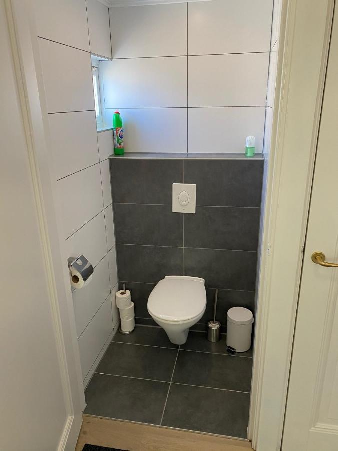 House In A Quiet Location In Zeeland 2 Bruinisse Exterior foto